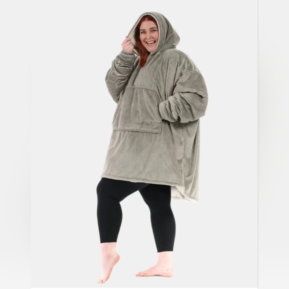 The Comfy Gray Sherpa Hoodie - Picture 2 of 5